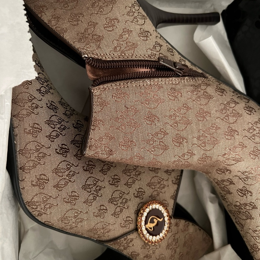 Baby Phat high heel shoes never worn.